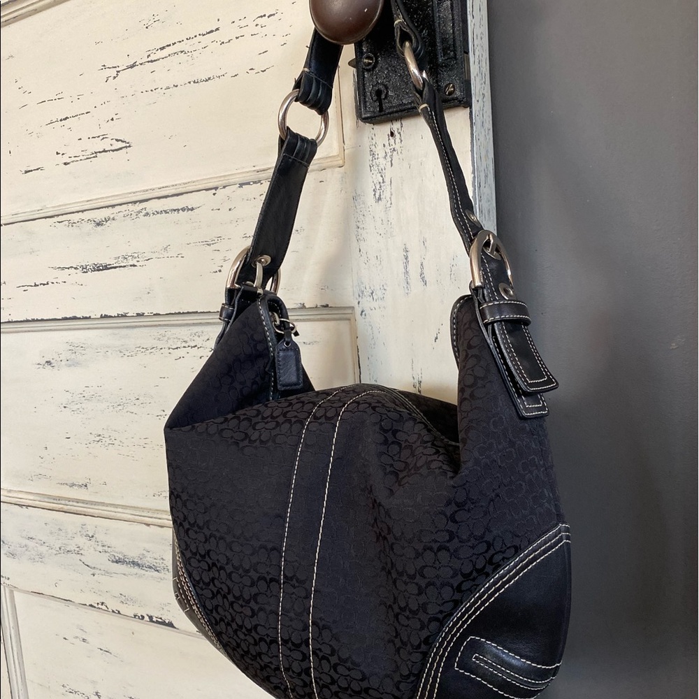 Signature Coach Hobo purse